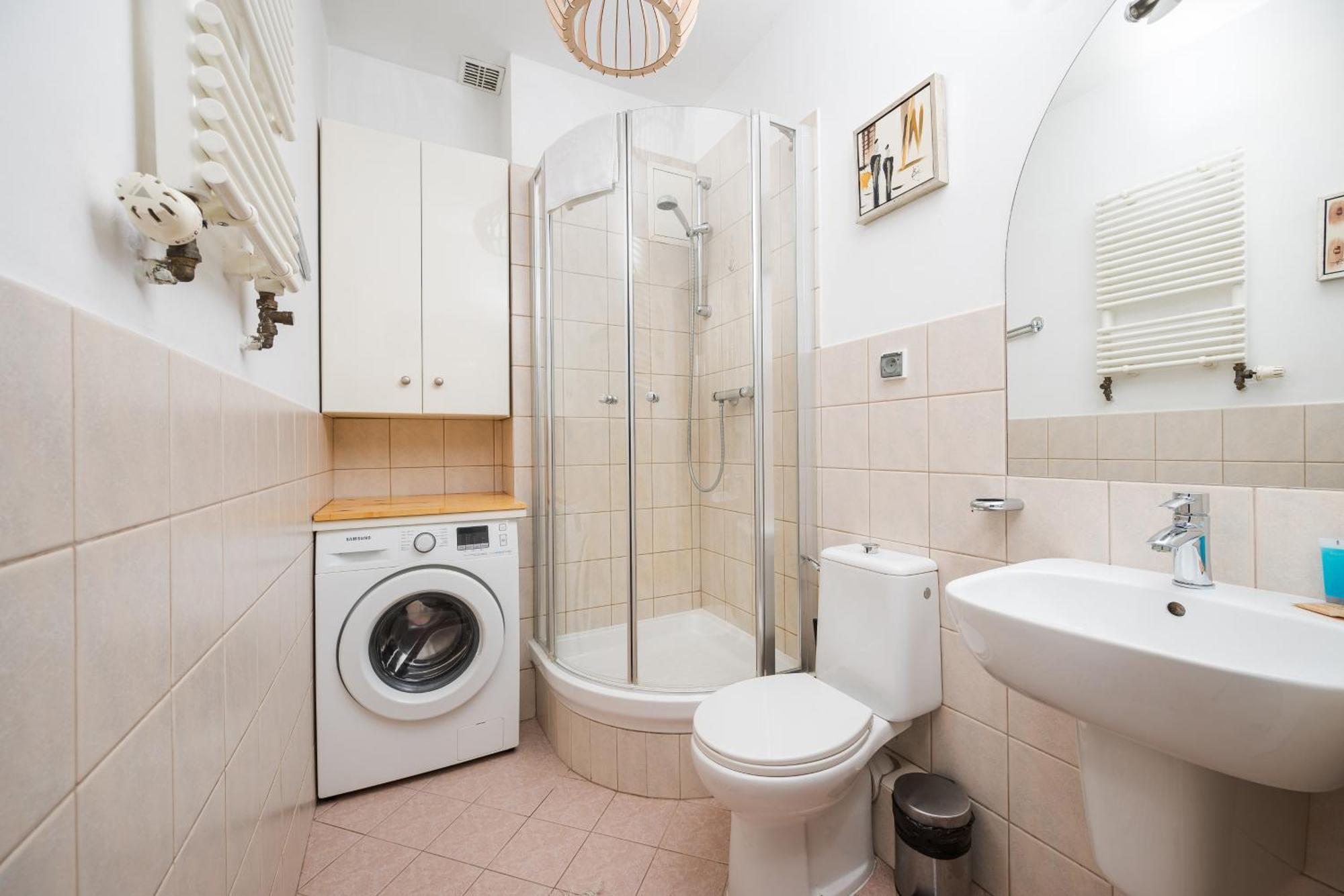 ורשה Metro Mlynow Pleasant Apartament מראה חיצוני תמונה