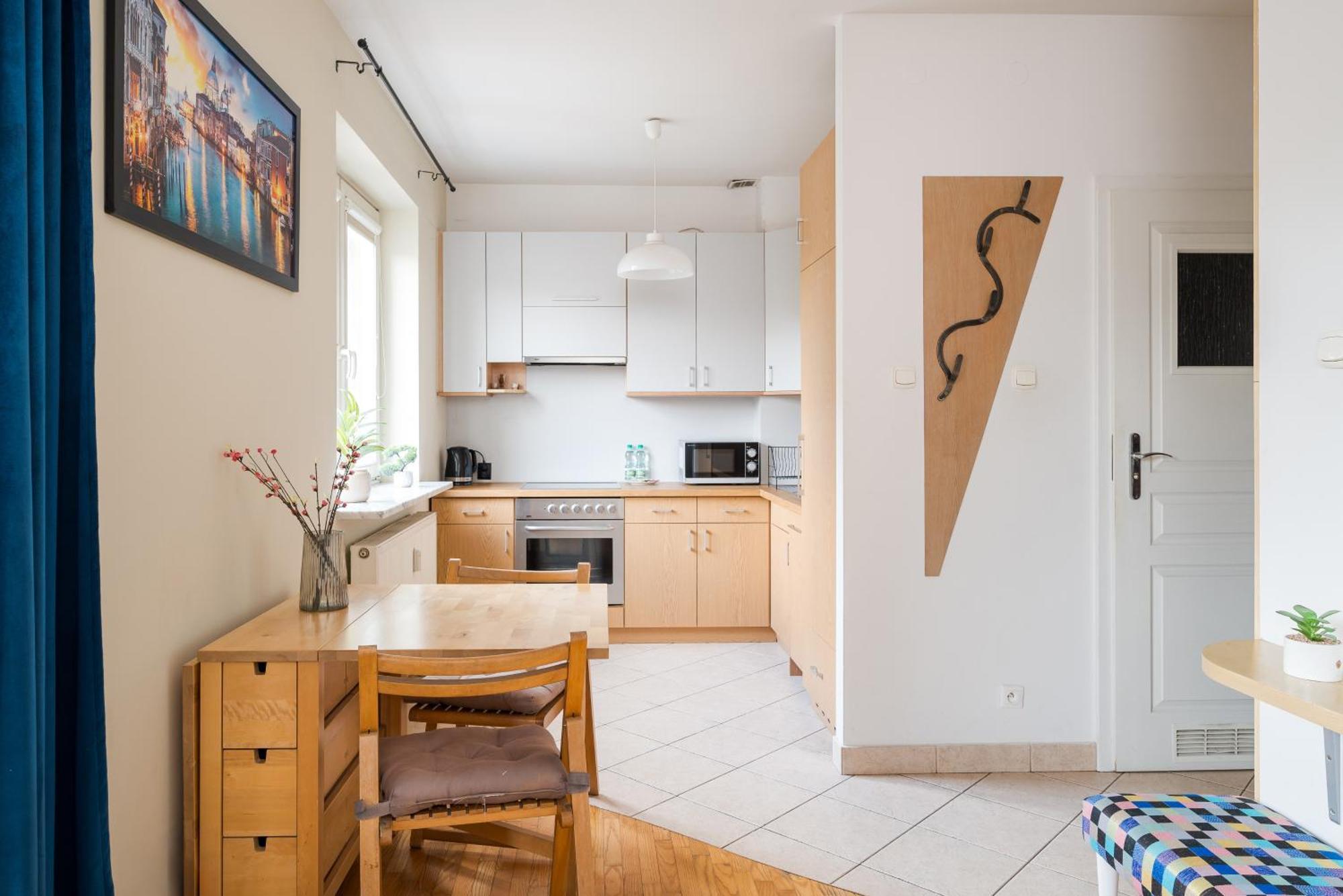 ורשה Metro Mlynow Pleasant Apartament מראה חיצוני תמונה